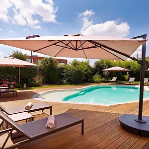 holiday-inn-express-toulouse-airport.midi-pyreneeshotels.com/